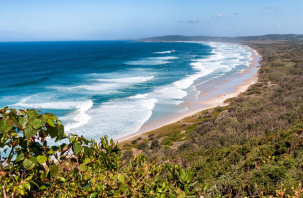 Goldcoast in Queensland Australie met uitzicht op de baai, het strand en de zee